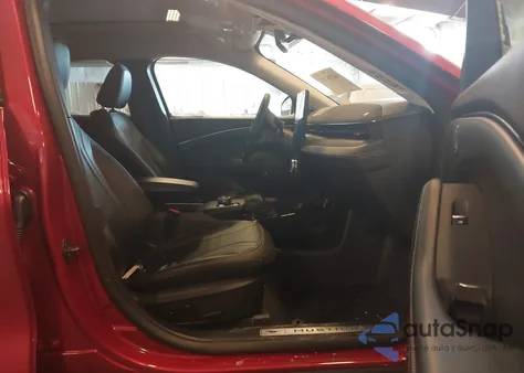 2023 Ford Mustang Mach-E Premium z USA, uszkodzony, nr VIN 3FMTK3SU3PMA89350